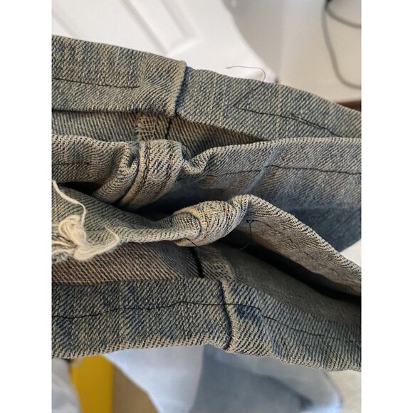 Levi's 505 Jeans 34x31 Men's Regular Fit Straight Leg Light Wash Red Tab Fraying - Picture 12 of 12